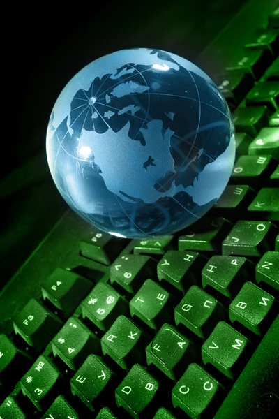 Globe and keyboard — Stock Photo, Image