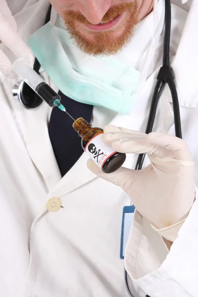 Doctor con botella de veneno —  Fotos de Stock