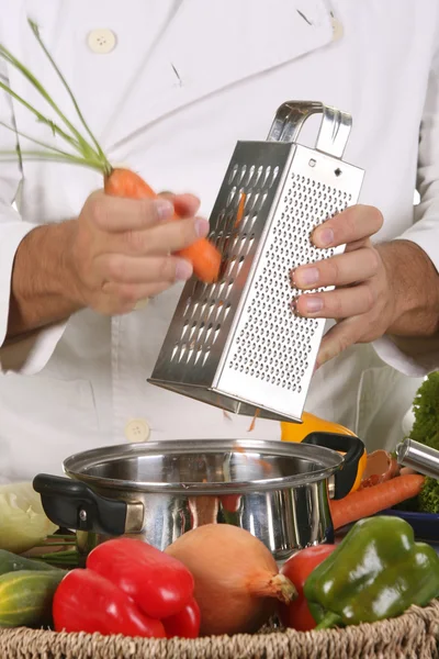 Cutting carrot — Stock Photo, Image