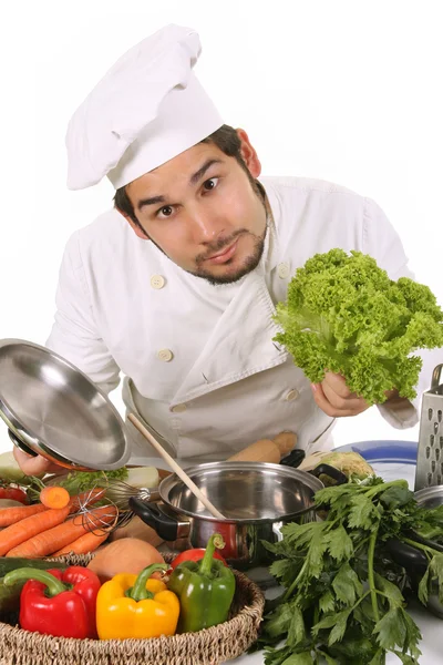 Jonge chef-kok voorbereiding lunch — Stockfoto