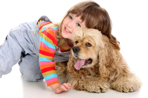 Κορίτσι και σκύλος — Φωτογραφία Αρχείου