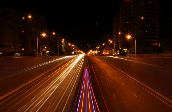 Noite estrada da cidade — Fotografia de Stock