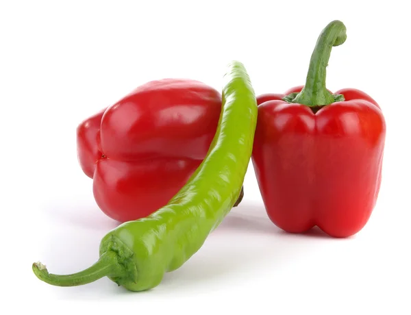 Czerwona papryka i papryka chili isola — Zdjęcie stockowe