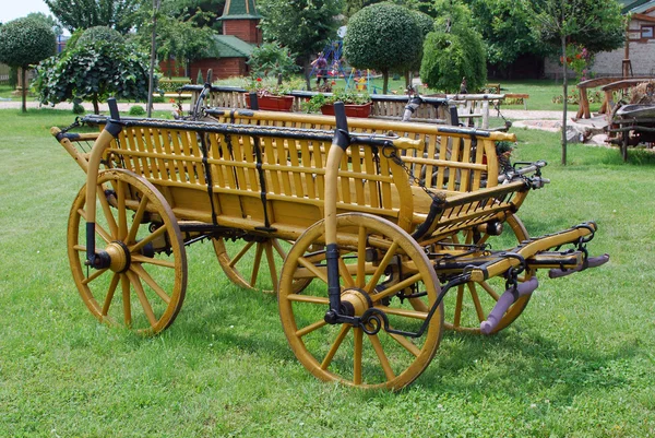 Oude houten coach — Stockfoto