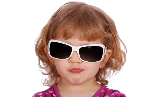 Meisje met grote zonnebril — Stockfoto