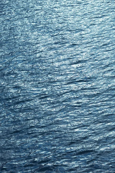 Köpüklü su yüzeyi — Stok fotoğraf