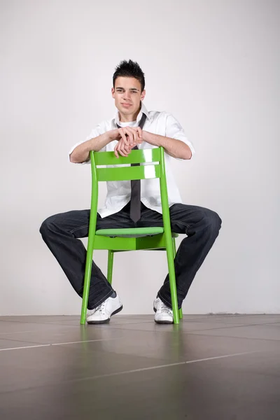 Cadeira retro verde — Fotografia de Stock