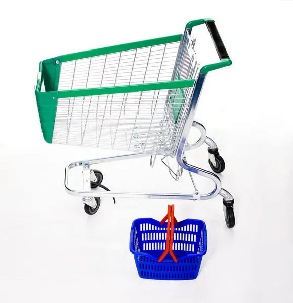 Carrinho de compras grande e pequeno / cesta — Fotografia de Stock