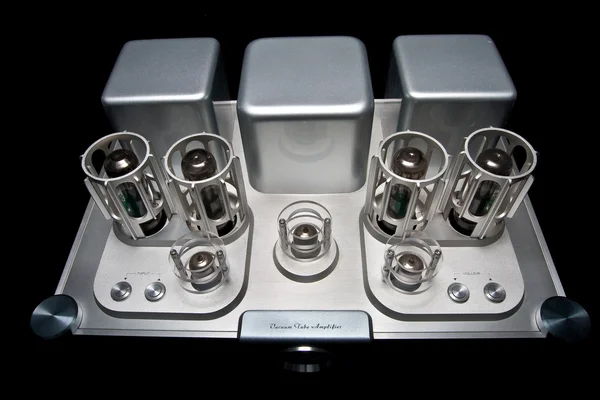 Amplificador de tubo — Fotografia de Stock