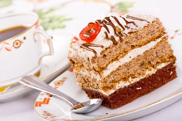 Sweet cake and coffee — Stock Photo, Image