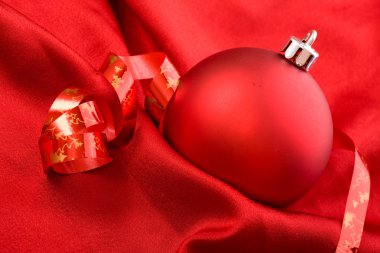 Kırmızı Top - Noel dekorasyon