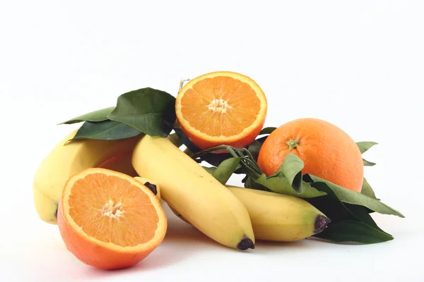 Bananes et orange — Photo