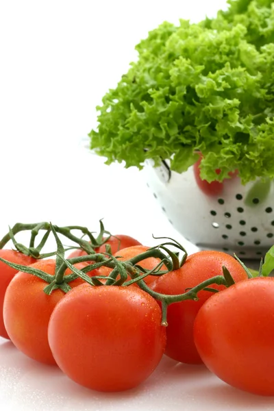 Taze domates, marul — Stok fotoğraf