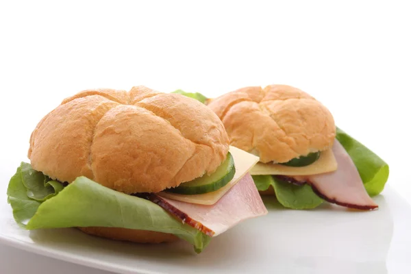 Sandwiches with ham and vegetables — Stock Photo, Image