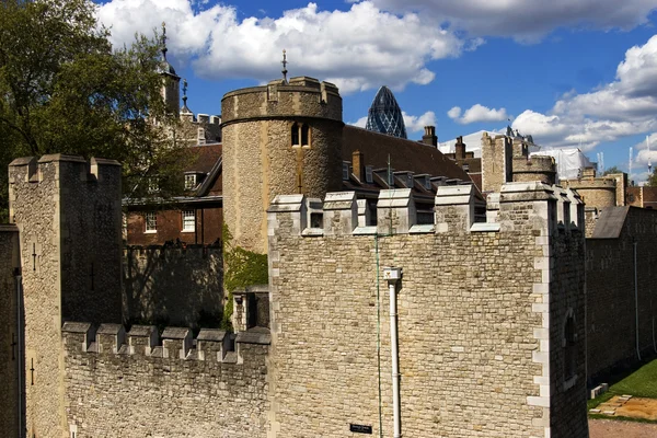 The castle - London tower — Stock Photo, Image