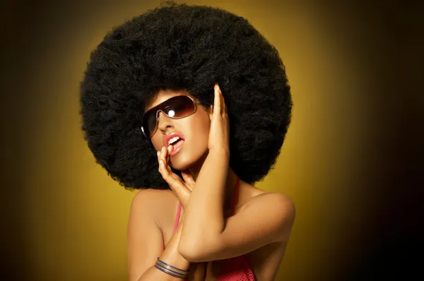 Afro chica — Foto de Stock