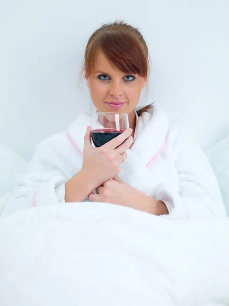 Drink in Bed — Stockfoto