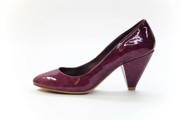 Zapatos de tacón alto violeta —  Fotos de Stock