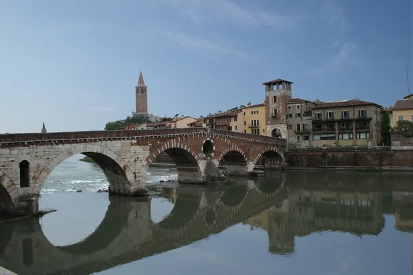 Blick auf die italienische Stadt Verona — Stockfoto