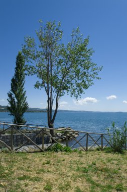 kıyı Gölü bolsena, İtalya