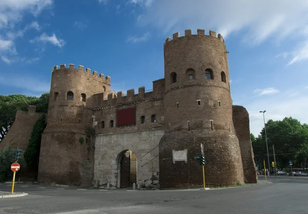 Старый замок в Риме, Италия — стоковое фото