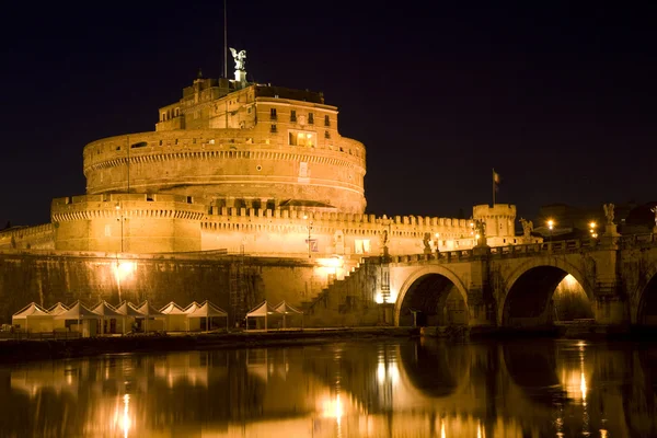 Slottet saint ängel i Rom — Stockfoto