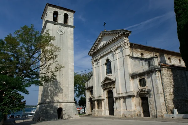Kerk in de Kroatische stad pula — Stockfoto