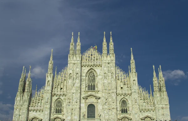 Fachada del Duomo, Milán, Italia — Foto de Stock