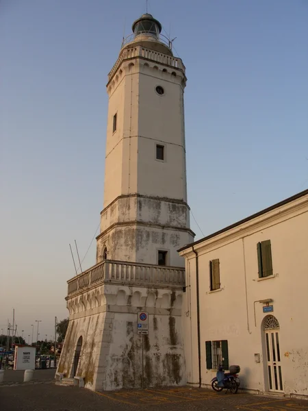 Faro nella località turistica italiana Rimini — Foto Stock