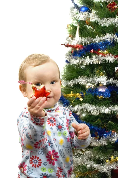 Bébé et arbre de Noël — Photo