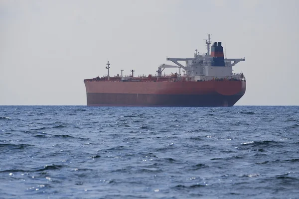 Kırmızı tanker — Stok fotoğraf