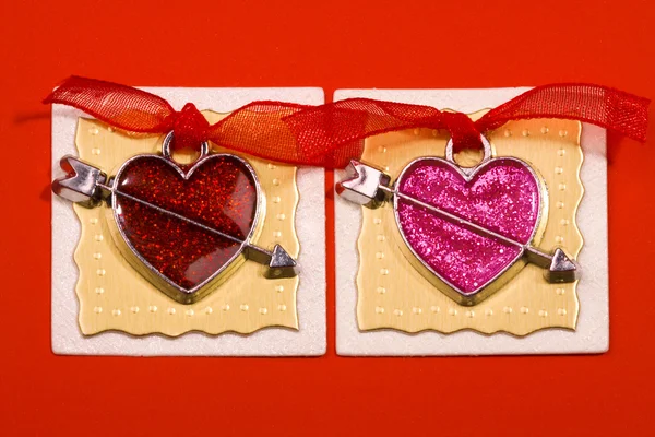 Rött och rosa hjärtan — Stockfoto
