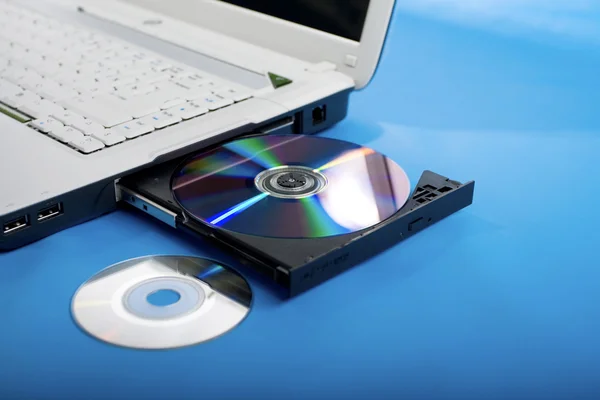 Laptop DVD-rom — Zdjęcie stockowe