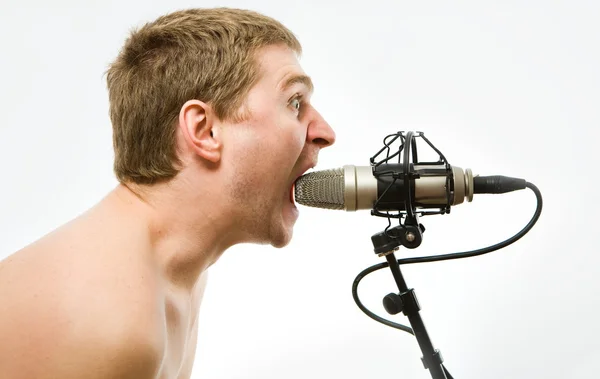 Homme avec microphone — Photo