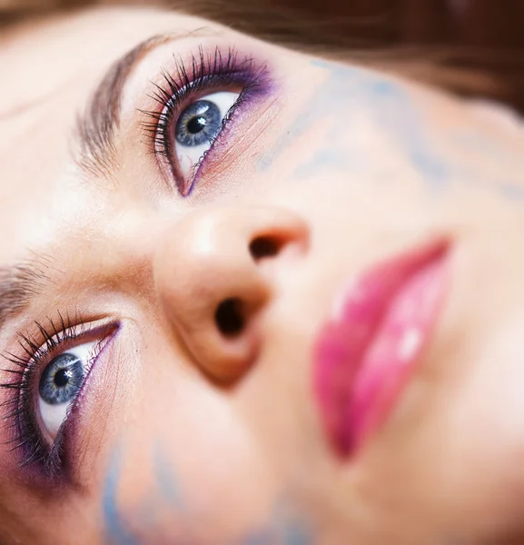 Mujer con maquillaje — Foto de Stock