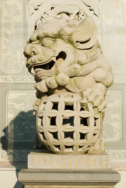 stock image Traditional Chinese stone lion