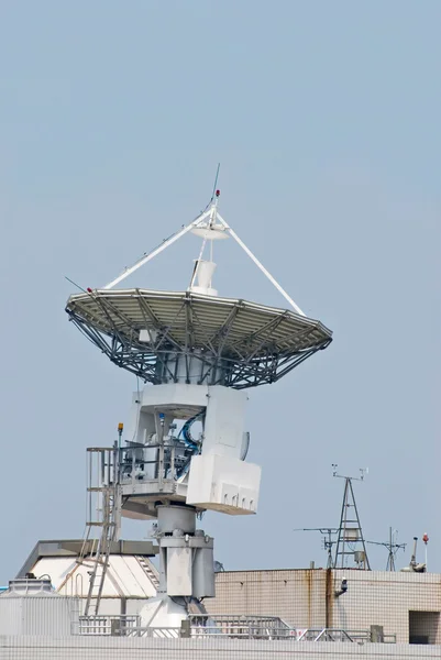 Anten uydu ile iletişim — Stok fotoğraf