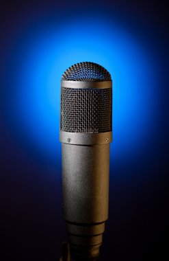 mavi mikrofon
