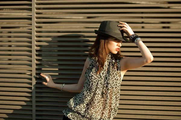 stock image Woman on the roof