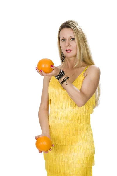 Blondynka z pomarańczy — Zdjęcie stockowe