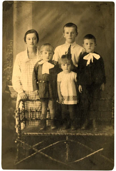 Family.Wintage portrait. — Stock Photo, Image