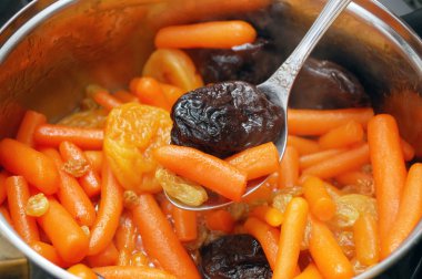 Stewed baby carrots clipart