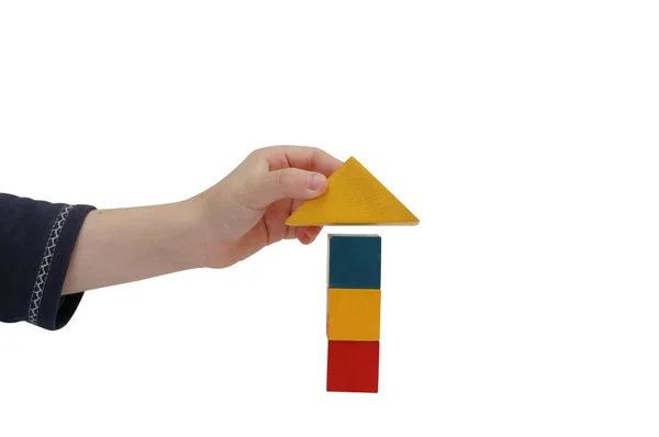 Dziecko ręki zrobić budowa bloków — Zdjęcie stockowe
