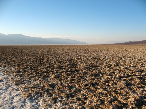 Badwater στην Καλιφόρνια κοιλάδα του θανάτου Εικόνα Αρχείου