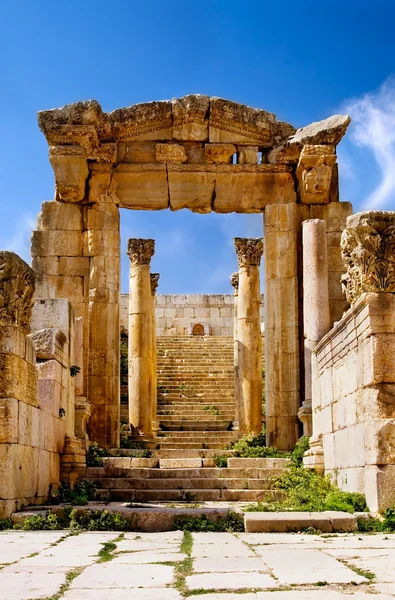 Antico arco del Tempio di Artemide Foto Stock Royalty Free