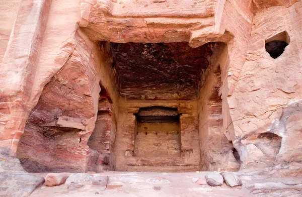 Fragment eines Palastgrabes in Petra — Stockfoto