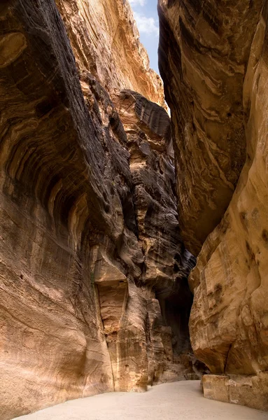 O Siq - cânion antigo em Petra — Fotografia de Stock