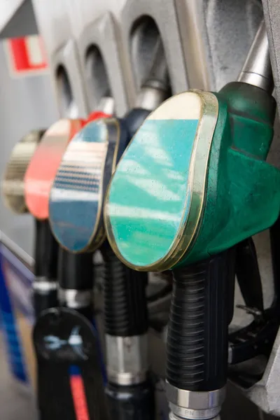 Benzin pompası nozulları — Stockfoto