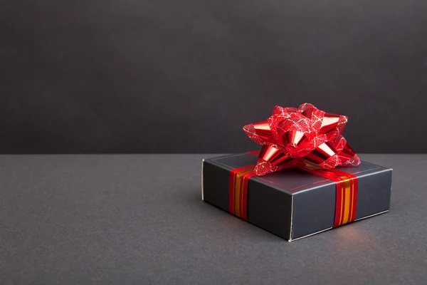 Gift on a table — Stock Photo, Image