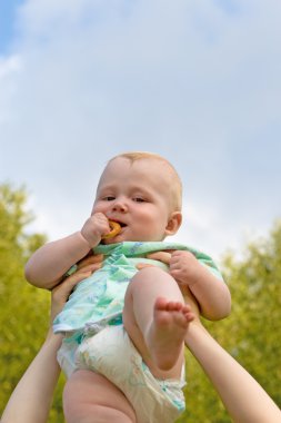 Bulutların üstünde